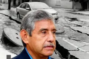 Paso peatonal inconcluso sobre el bulevar Juárez en Cuernavaca, símbolo de la ineficiencia municipal y del abandono urbano.