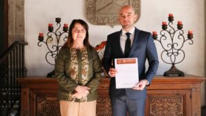 Margarita González Saravia durante anuncio de nuevos cambios en el gabinete estatal de Morelos.