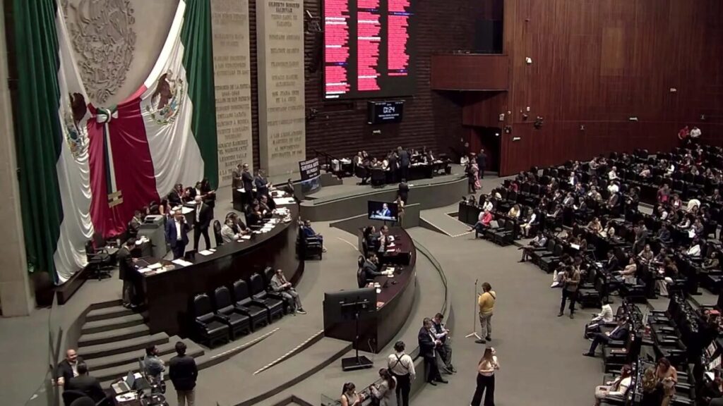 Congreso mexicano aprueba nueva ley antiextorsión con penas más severas y coordinación nacional contra este delito.