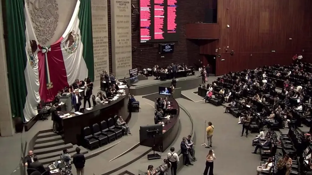 Congreso mexicano aprueba nueva ley antiextorsión con penas más severas y coordinación nacional contra este delito.