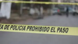 Hallan asesinada a una mujer en Tepoztlán, Morelos; autoridades investigan posible feminicidio en un terreno baldío del municipio