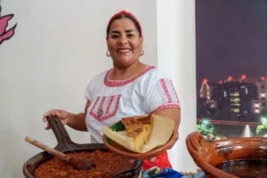 platos tradicionales mexicanos y escenarios históricos de Morelos en el foro gastronómico mundial