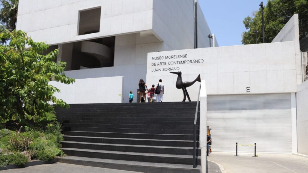 Escena del MMAC con elementos de arte y sustentabilidad en Morelos