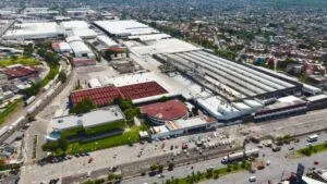 Planta de Nissan CIVAC en Jiutepec durante su proceso de cierre y despido de trabajadores.