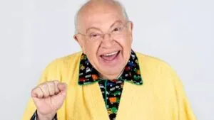 Retrato conmemorativo de Eduardo Manzano destacado por su legado en la comedia mexicana