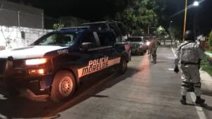 Operativo de seguridad en Huitzilac tras enfrentamientos armados en el barrio La Purísima, con presencia de fuerzas estatales y federales.