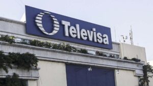 Televisa observa el mercado móvil y evalúa posible compra de AT&T México en un entorno de alta competencia