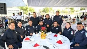 Aumento salarial eleva a 16 mil 030 pesos el ingreso de policías rasos en Morelos y refuerza dignificación policial estatal.