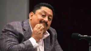 Claudia Sheinbaum señala que la FGR decidirá sobre el exfiscal Uriel Carmona