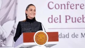 Seguidores de BTS en México durante conciertos y alta demanda de boletos