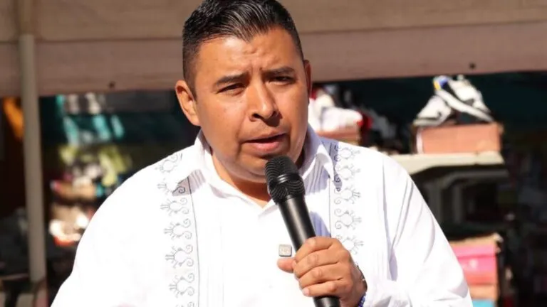 Atentado armado contra el alcalde de Temoac en Morelos y solicitud de licencia tras violencia política municipal