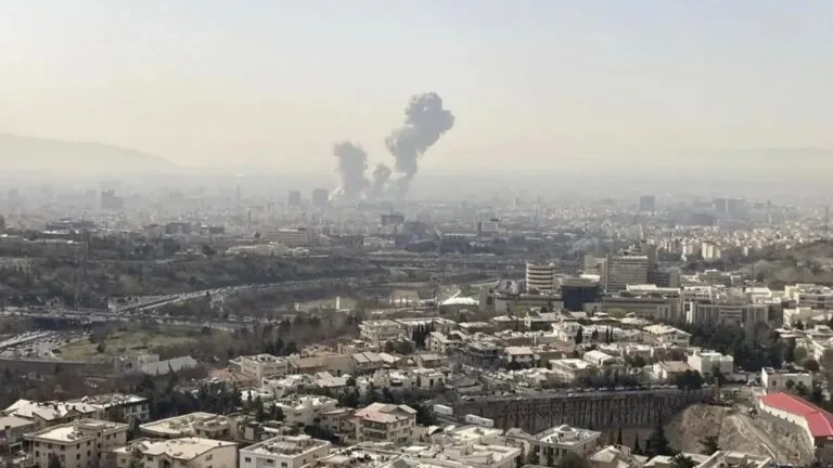 Bombardeo a Irán tras ofensiva militar de Estados Unidos y escalada del conflicto internacional