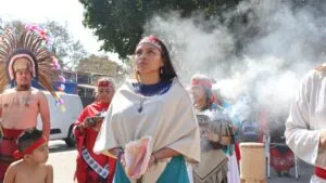 Conmemoración del Día Internacional de la Lengua Materna en Cuernavaca con danzantes indígenas