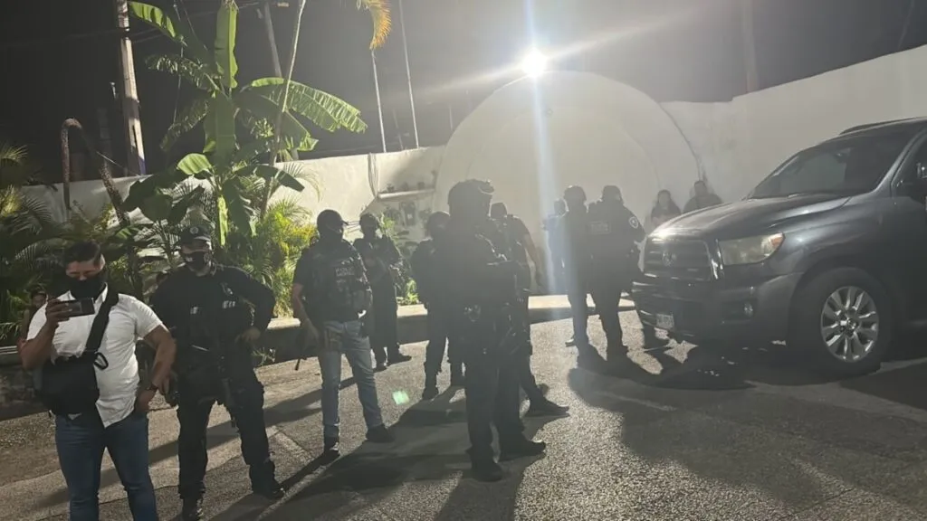 Elementos de seguridad resguardan zona tras ataques armados en distintos municipios de Morelos