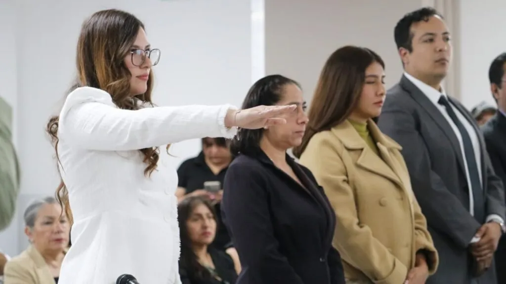 Clarisa Gómez Manrique durante comparecencia en Congreso de Morelos en debate sobre políticas de mujeres y violencia de género