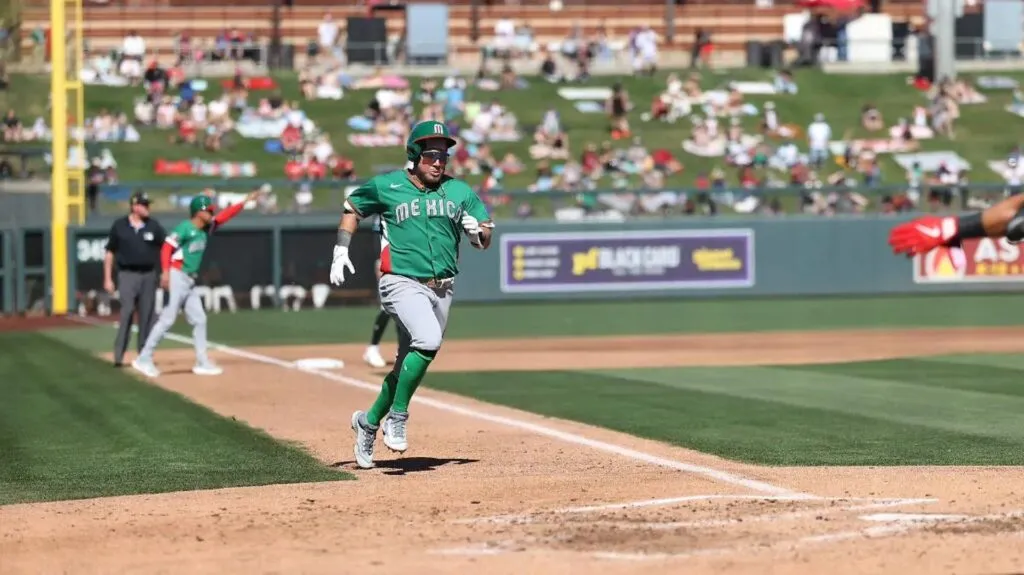 Selección mexicana celebra victoria ante Diamondbacks en preparación para el Clásico Mundial de Béisbol