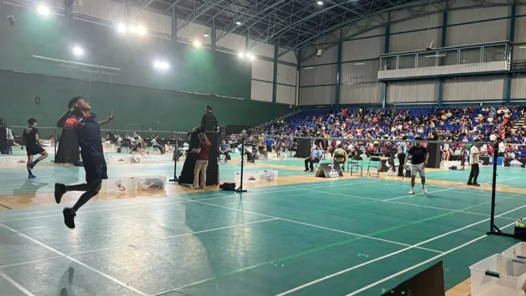 bádminton de Morelos con atletas compitiendo en cancha durante clasificatorio nacional rumbo a Olimpiada Nacional 2026