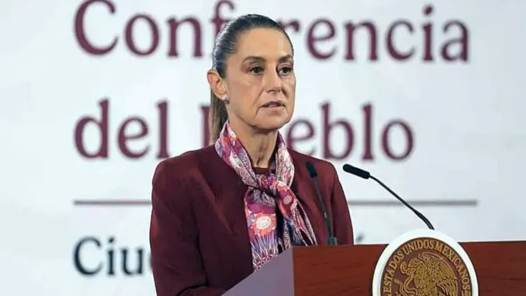 Claudia Sheinbaum durante discurso sobre cooperación entre México y Estados Unidos en el combate al narcotráfico