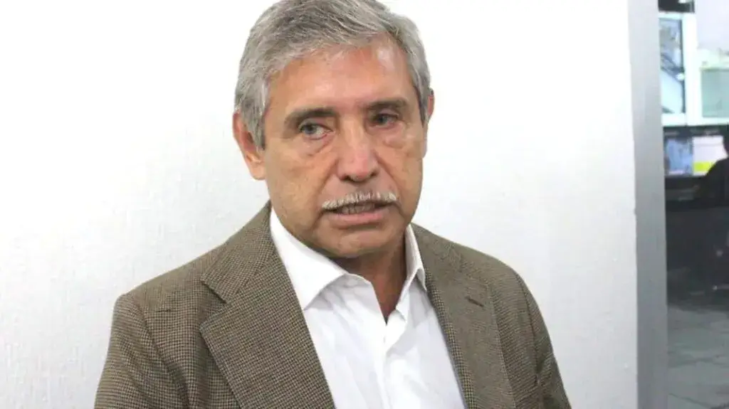 José Luis Urióstegui criticado por minimizar inseguridad y basura en Cuernavaca afectando turismo y entorno urbano