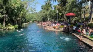 turista muere ahogado en Las Estacas Morelos durante rescate en río con presencia de cuerpos de emergencia