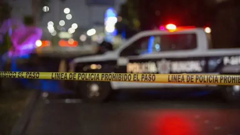 Escena policiaca tras asesinato de subdirector de Seguridad Pública en Igualapa Guerrero