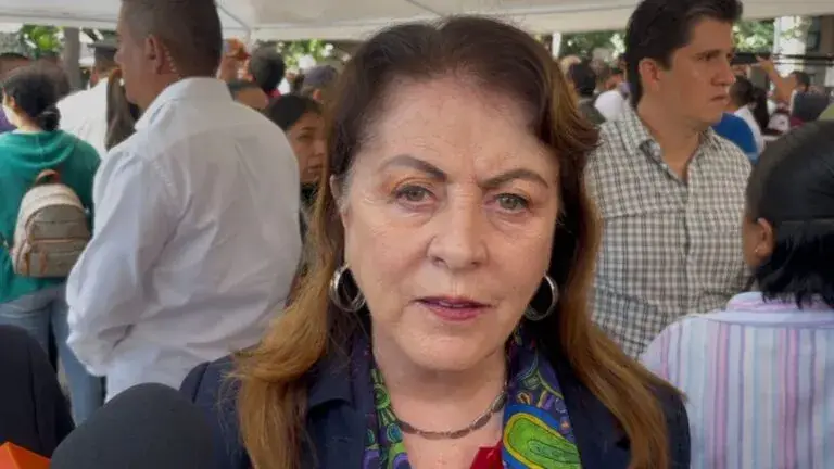 Margarita González en medio de controversia política y cuestionamientos sobre transparencia gubernamental