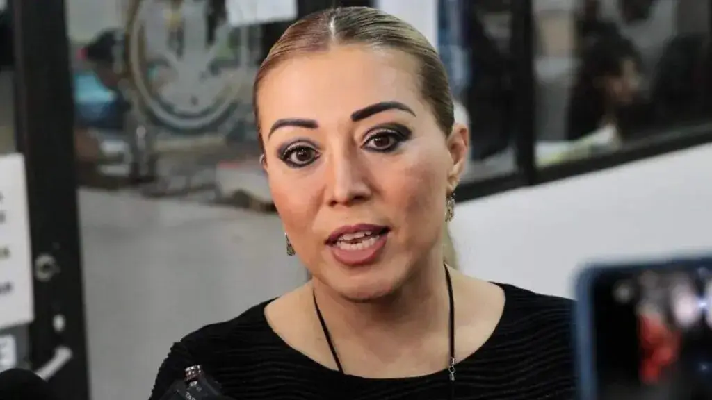 Penélope Picazo obtiene suspensión provisional mientras enfrenta investigaciones por presunta corrupción y cobro de moches