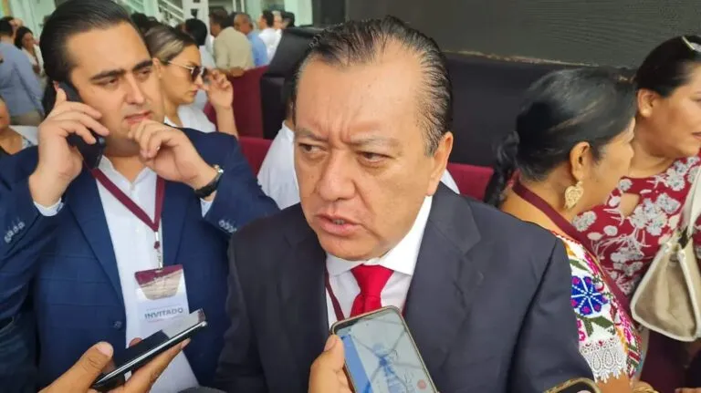 avier Saldaña Almazán señalado por su prolongado control de la UAGro y sus aspiraciones políticas