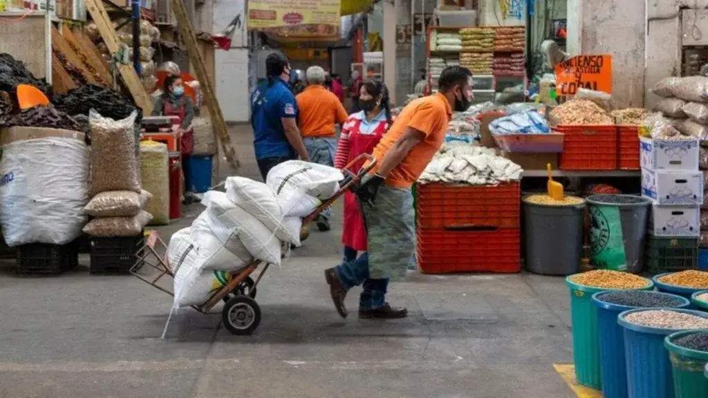 El crimen organizado afecta cadenas de abasto, mercados y distribución de alimentos en México