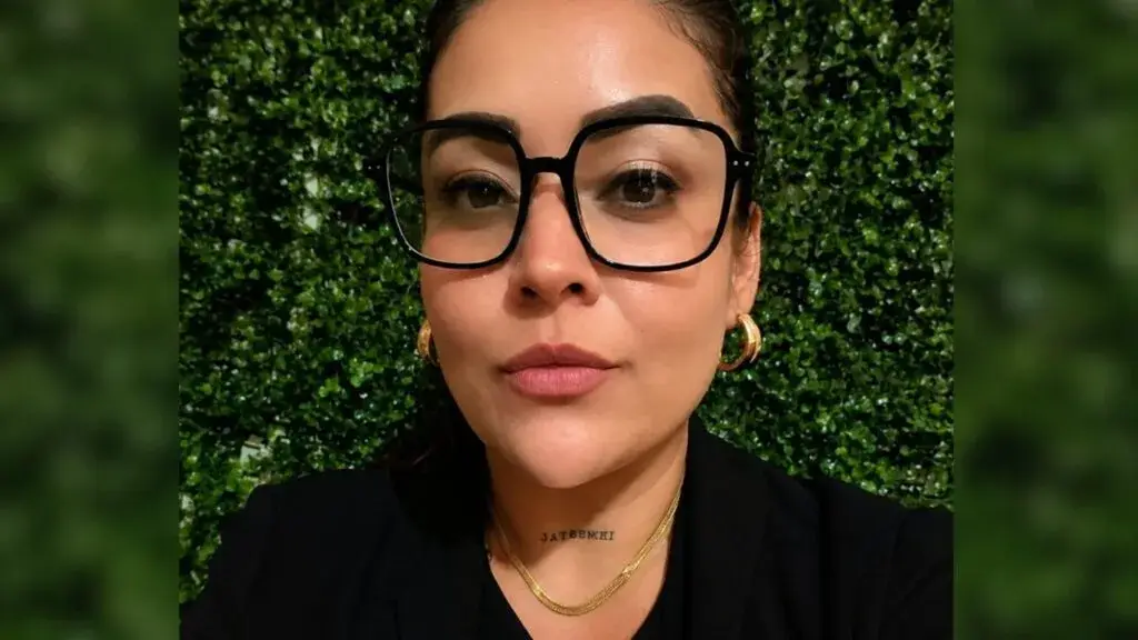 Roxana Guzmán desaparecida tras irrupción armada en su domicilio de Nanchital