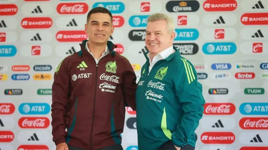 Javier Aguirre en conferencia de prensa tras la eliminación de México frente a Inglaterra durante el Mundial 2026.