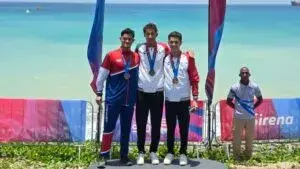 Paulo Strehlke gana una medalla de oro en aguas abiertas durante los Juegos Centroamericanos y del Caribe.