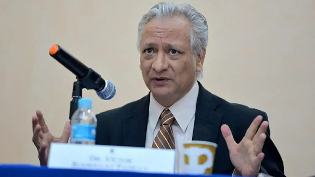 Víctor Rodríguez Padilla fue vinculado a proceso por violencia familiar y el caso continuará bajo investigación en Morelos.