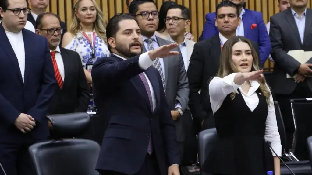 Carlos Gutiérrez Mancilla protagoniza confrontación y fuertes reclamos durante una sesión del Consejo General del INE
