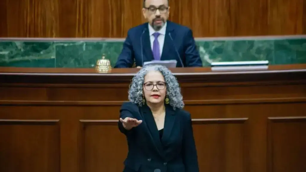 Graciela Domínguez asume como gobernadora interina de Sinaloa