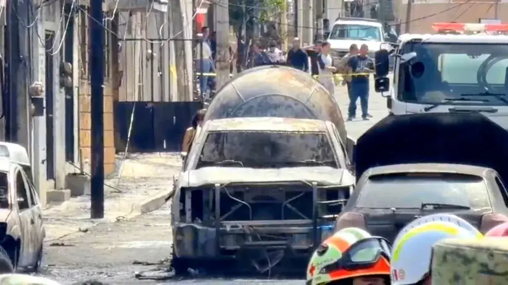 Investigación por explosión de pipa de gas en Cuernavaca