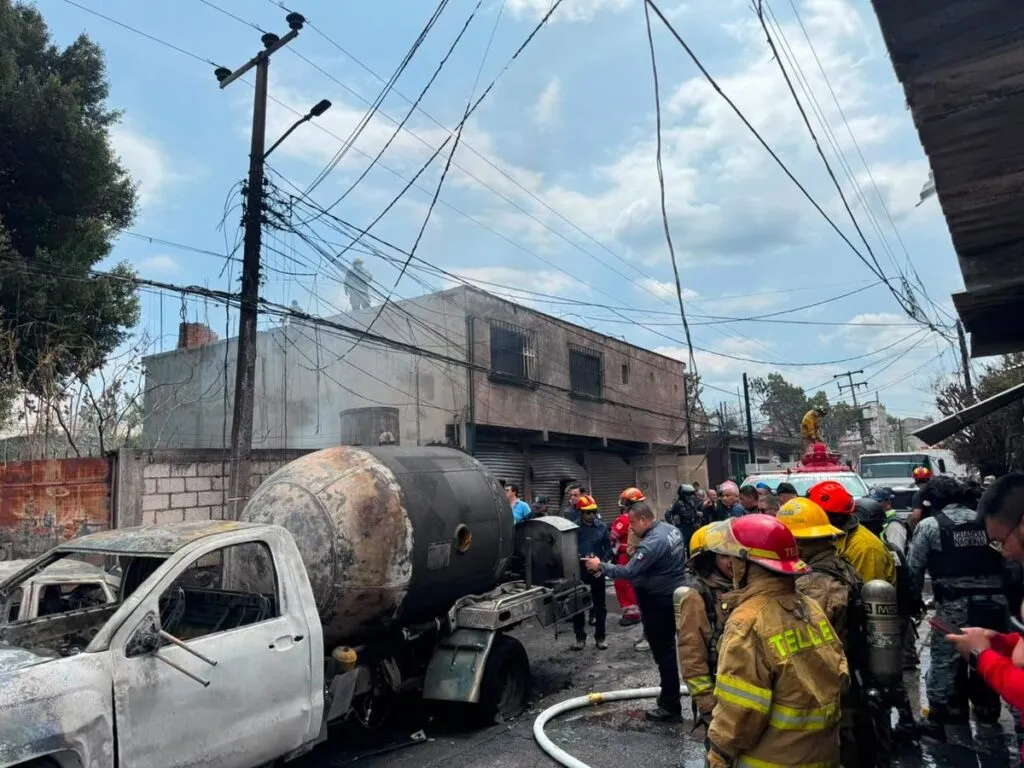 Explosión de pipa de gas en Cuernavaca deja 21 heridos