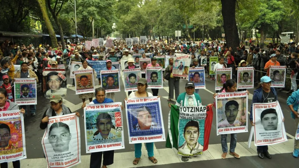 Ayotzinapa cumple 12 años con archivos militares y líneas de investigación pendientes