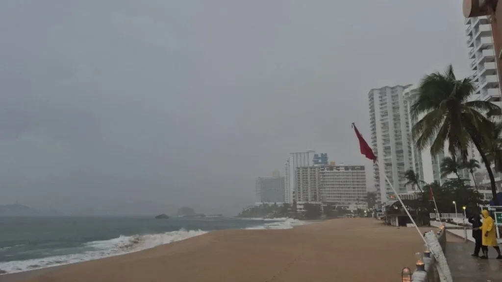 Tormenta tropical Rachel amenaza con lluvias intensas, oleaje elevado y fuertes vientos en las costas del Pacífico