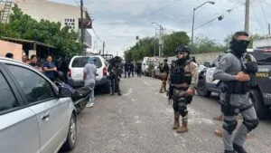 Alumnos afectados por ataque con armas blancas dentro de una secundaria de Torreón