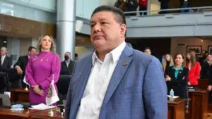 César Jáuregui enfrenta prisión preventiva por presunta traición a la patria relacionada con un operativo en Chihuahua