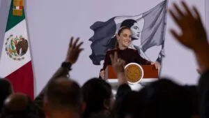 Maru Campos y Claudia Sheinbaum presentan versiones distintas sobre la participación de agentes estadounidenses en Chihuahua